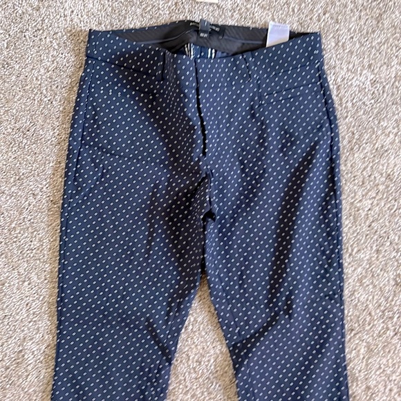Sloan Cropped Pants - Picture 2 of 5